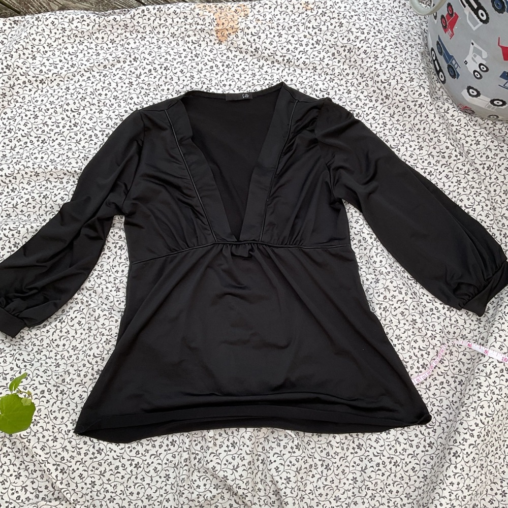 Y2k Soft black vneck milkmaid babydoll shirt